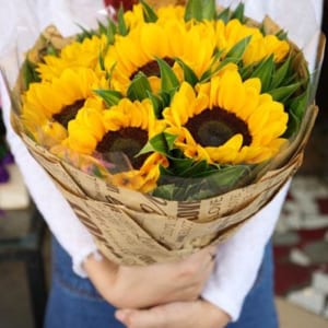 bo-hoa-huong-duong-xinh-dienhoaonline-010321