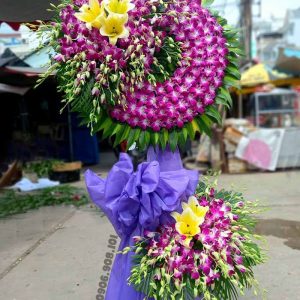 ke-hoa-chia-buon-kinh-dang-180322-01